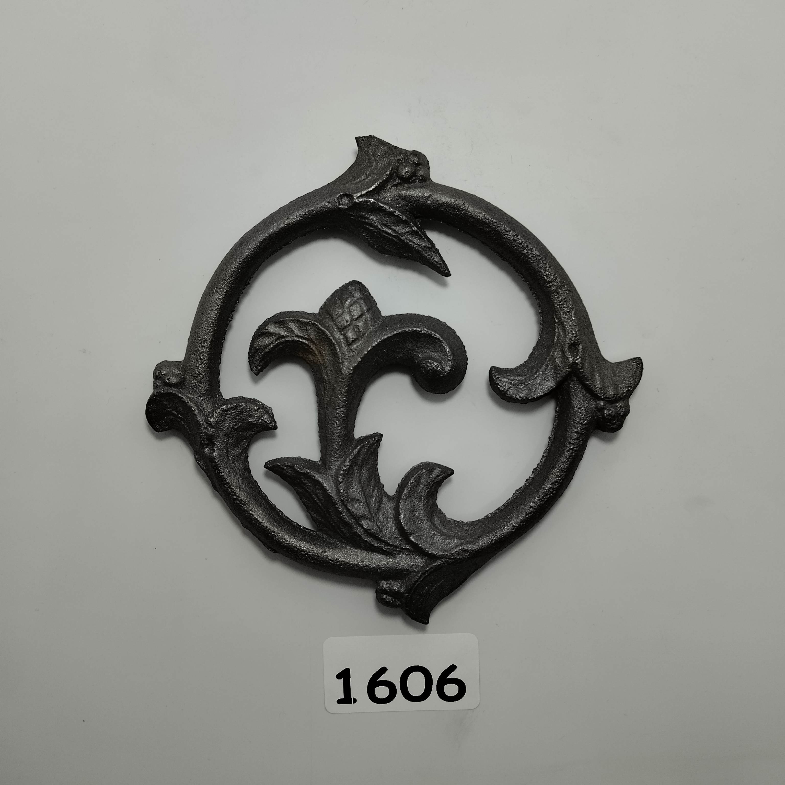1606