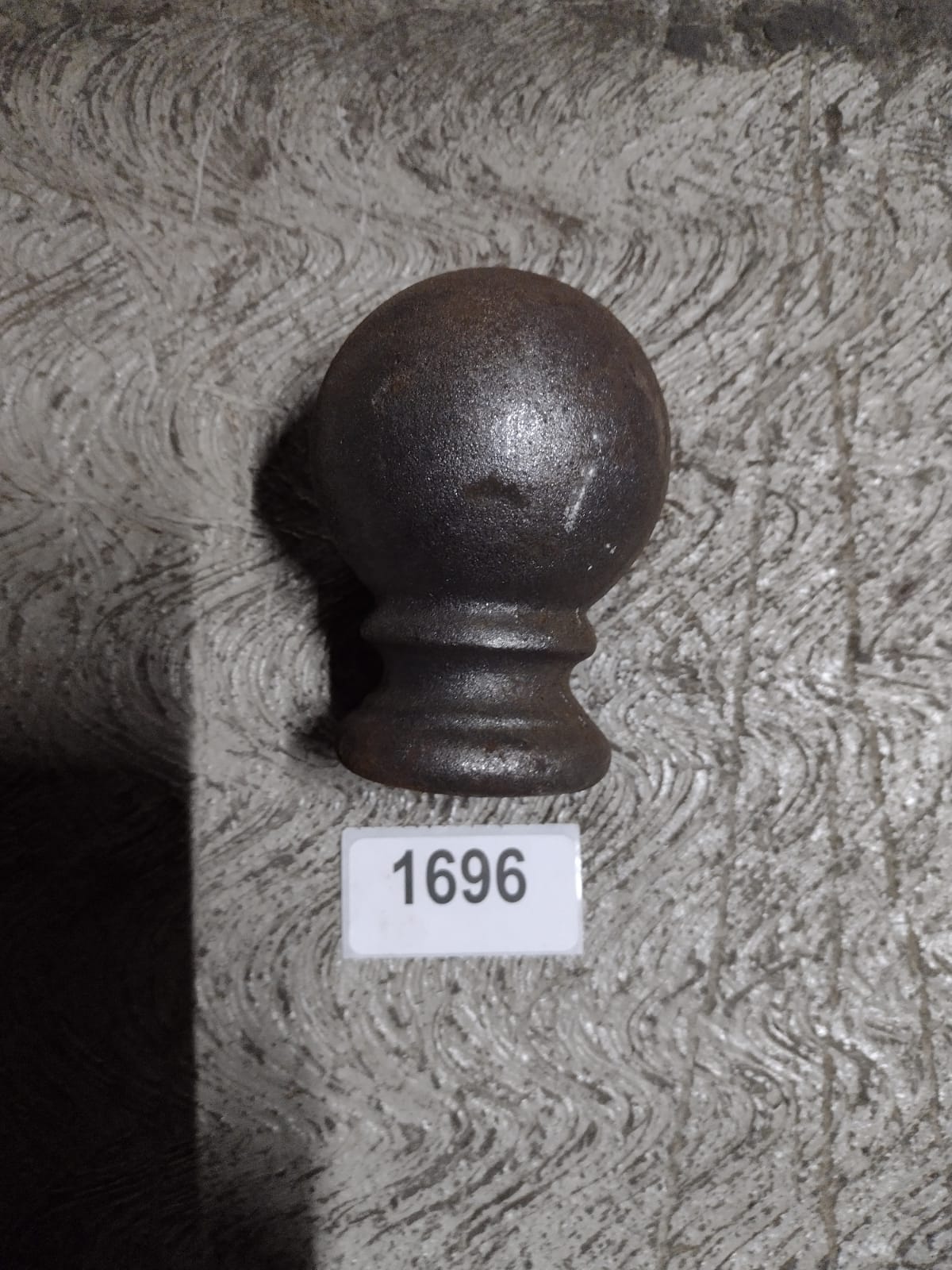 1696
